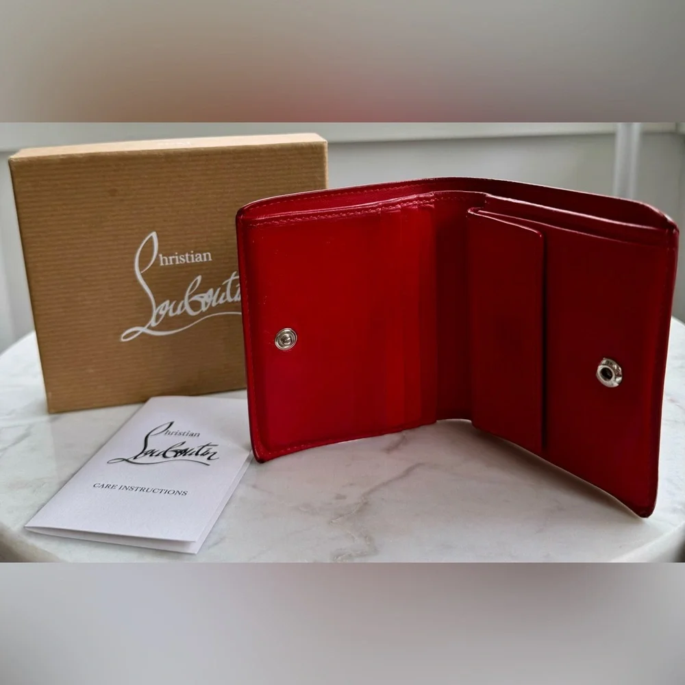 Christian Louboutin Paros Wallet - Picture 4 of 7